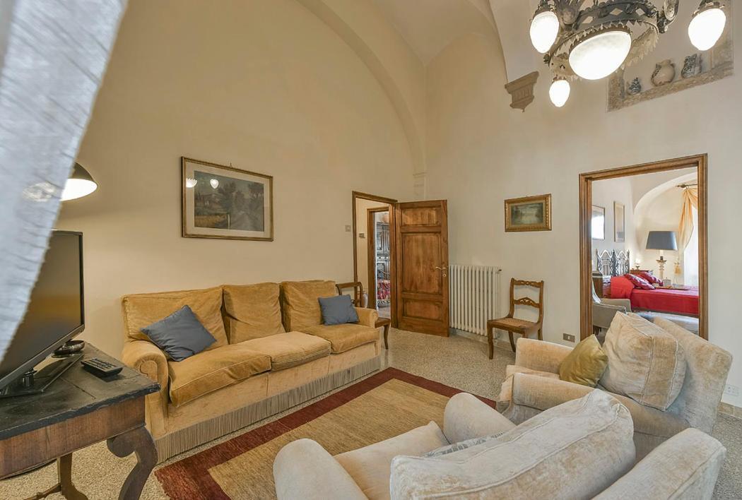 Medieval Palazzo Becci San Gimignano Buitenkant foto