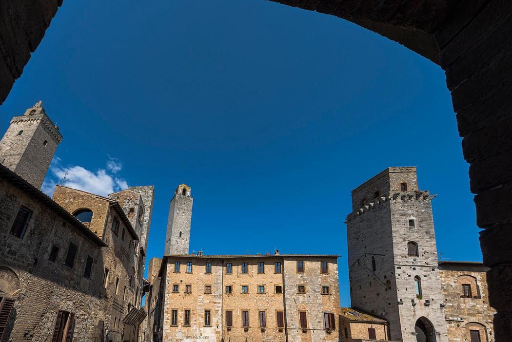 Medieval Palazzo Becci San Gimignano Buitenkant foto